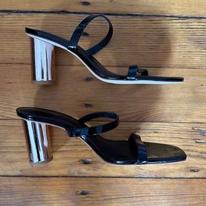 Reformation Maison Heeled Sandal - black strappy heel shoe size 7 - like new!